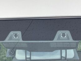 【スズキ　セーフティサポート】走行中に前方の車両等を認識し、衝突しそうな時は警報とブレーキで衝突回避と被害軽減をアシスト。より安全にドライブをお楽しみいただけます。