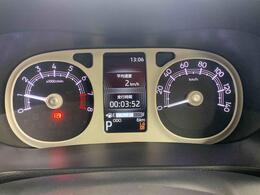 当店では車両本体価格以外に、諸費用を含めた支払総額も表示しておりますので、お客様の予算にピッタリのおクルマお選びができます。コーティングやJAFをセットにしたオトクな購入パックも好評です。