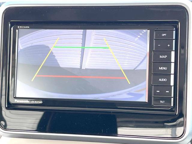 ★【バックカメラ】で駐車時に後方確認もできますので、運転で不安な方も安心してお乗りいただけます♪