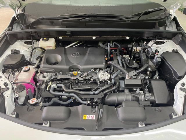 親切・丁寧な専門メカニックスタッフが応対！・車検・点検整備・事故等の修理などアフターサービスも安心。お車のカスタマイズもネクステージのサービススタッフまでご相談ください！