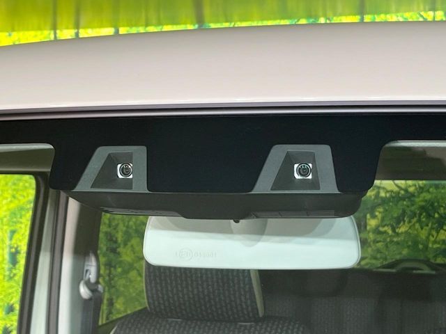 【スズキ　セーフティサポート】走行中に前方の車両等を認識し、衝突しそうな時は警報とブレーキで衝突回避と被害軽減をアシスト。より安全にドライブをお楽しみいただけます。