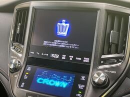【メーカー純正ナビ】インテリアに溶け込むスタイリッシュな「専用設計」メーカーナビを装備♪視認性や操作性など基本性能にも優れ、より上質なカーライフをお楽しみいただけます。