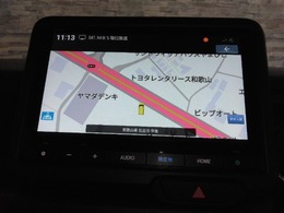 純正ナビが搭載されています。初めての道も安心ですね。Bluetooth接続可能！