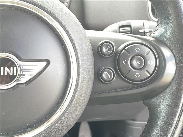 【　ステアリングスイッチ　】手元のスイッチでナビ操作が可能です！！非常に便利な機能です。取り付けのナビによってはオプション設定となっております！詳しくはスタッフまで♪