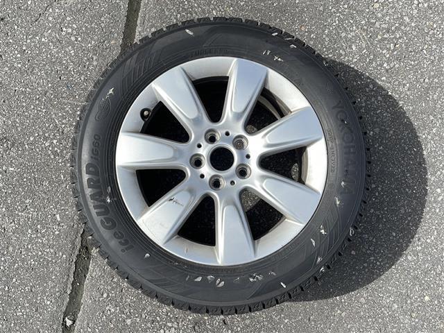 【タイヤ・ホイール】足回りもかっこよく決まってます！社外のアルミやスタッドレスタイヤも取り扱いございます！！ドレスアップもカスタマイズもお任せください！！