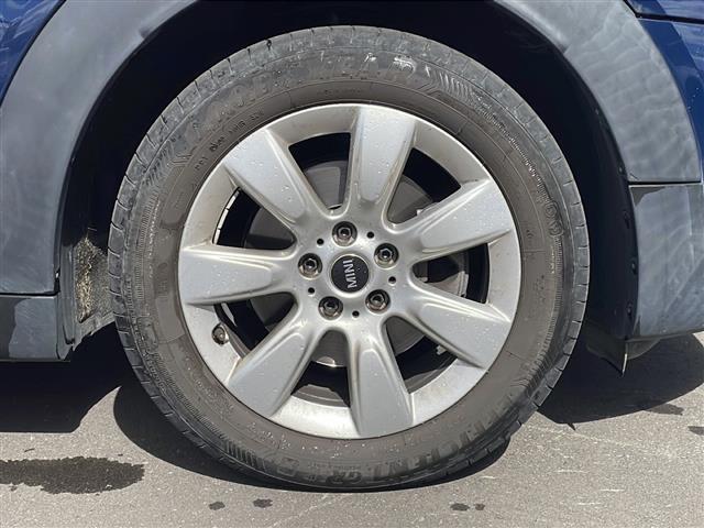 【タイヤ・ホイール】足回りもかっこよく決まってます！社外のアルミやスタッドレスタイヤも取り扱いございます！！ドレスアップもカスタマイズもお任せください！！