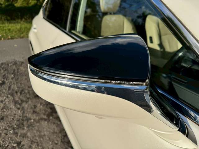 ◆ただ漠然と「レクサスに乗りたいな・・・」というお気持ちでご来店された方も多数ございます。是非一度レクサスの在庫台数日本最大級の弊社へご来店下さい！きっと理想の一台が見つかります！！