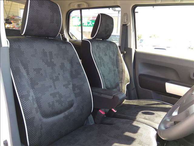 4WD☆禁煙☆走行5.7万キロ☆8インチナビ☆TV☆バックカメラ☆衝突軽減ブレーキ☆車線逸脱警報☆前席シートヒーター☆ヒルディセントコントロール☆グリップコントロール☆HIDヘッドライト☆試乗OK☆