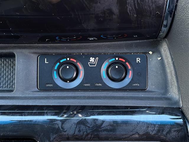 店頭販売もしておりますので、先に在庫が無くなってしまうこともございます。気になる車はまずはお問い合わせください！