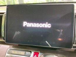 【ナビゲーション】使いやすいナビで目的地までしっかり案内してくれます。各種オーディオ再生機能も充実しており、お車の運転がさらに楽しくなります！！