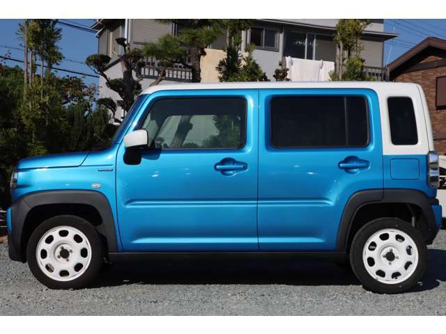 爽やかなブリスクブルーメタリックと ホワイトの2トーンカラー♪