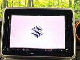 【純正8型ナビ】人気の純正ナビを装備。オーディオ機能も充実しており、Bluetooth接続すればお持ちのスマホやMP3プレイヤーの音楽を再生可能！毎日の運転がさらに楽しくなります！！