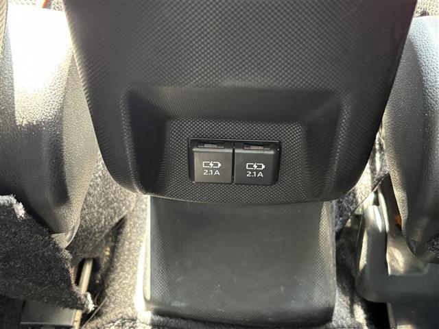 店頭在庫以外にも全国約4万台※の在庫から、ぴったりな1台をご提案します！※2023年10月現在の在庫台数です。売約済の可能性があります。