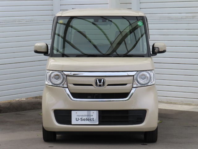 車検整備実施後お渡ししております。安心してお乗り頂ける様必要な消耗品などの交換いたします。納車準備費用や納車整備費用など追加で頂く事はありませんのでご安心下さい。
