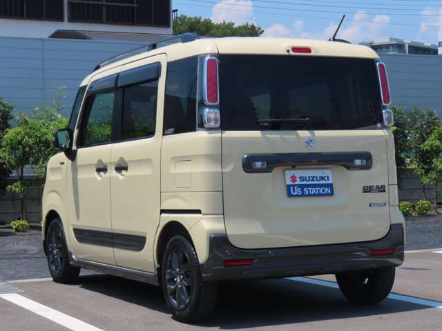 任意保険やJAFなどお車に関するサービス全般取り扱っております！すべてお任せください！