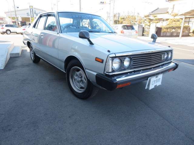 日産 スカイライン 1800TI EX 取説保証書スペアキー有 1980年 日産 スカイライン 1800TI EX 取説保証書スペアキー有 1980年