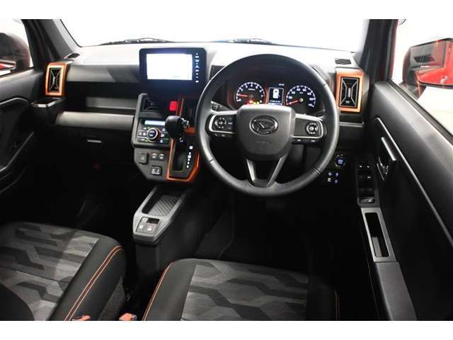 自動車保険も当社にお任せください。お客様のニーズに合わせた保証内容のご提案をいたします。