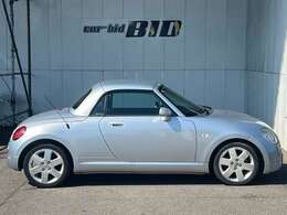 他にも画像がございますので、ぜひご覧いただければと思います。より詳しくお車をご覧いただけます。