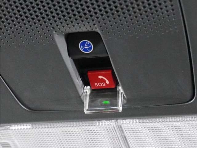 新世代コネクテッド技術「Honda CONNECT」搭載。緊急時にオペレーターのサポートを受けることも可能です。
