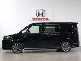 ボディカラーはクリスタルブラックパールです。