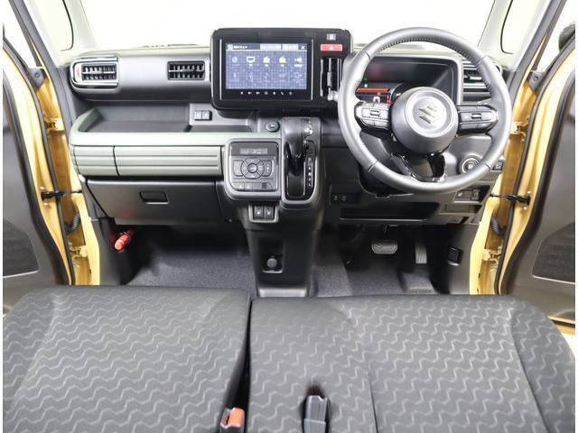 ガラスが大きいので開放感があります！想像以上の広さで、毎日の運転がもっと快適に！みんなくつろげる心地よい室内空間です。