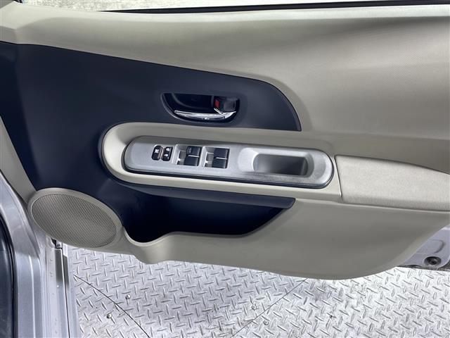 【窓操作部】軽い力で、窓を開けたり閉めたりすることができます！掲載箇所以外にご希望の写真がございましたら、お気軽にお問い合わせ下さい！メールや郵送でお送りさせていただきます。