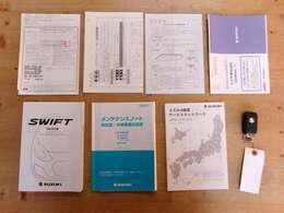 各種説明書、予備キーレス、メンテナンスノート等揃っています！前のオーナー様が丁寧に保管されておりました車両です。ご納車前に当社提携の認証整備工場にて点検整備を行ってからご納車させて頂きます。
