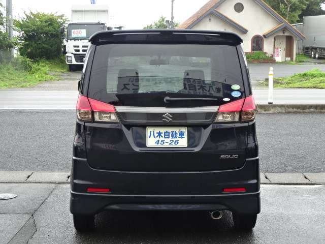 自社在庫200台以上！軽・コンパクト・ミニバン・ハイブリッドカー・セダン・商用車・トラックなど多種多様な車が勢揃いの見応えのある店です