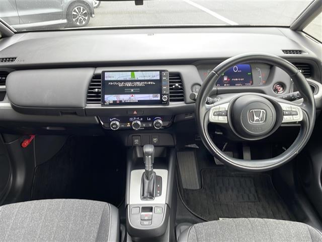 【インパネ全体】全方位で視界が広く、高い目線で運転もしやすいです！◆乗って触って体感してみてください！！当社車両は試乗可能です！お気軽にスタッフまでご相談ください！