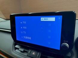 純正ディスプレイオーディオ搭載。フルセグTV、Bluetoothお楽しみいただけます。