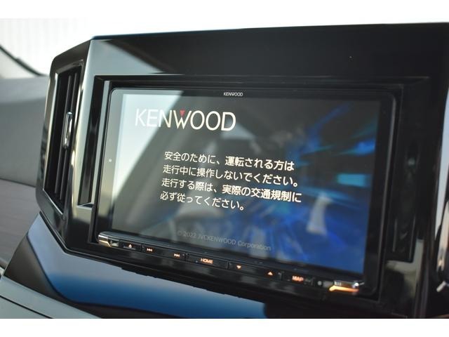9インチナビ+フルセグで検索や操作がスイスイ行えます！