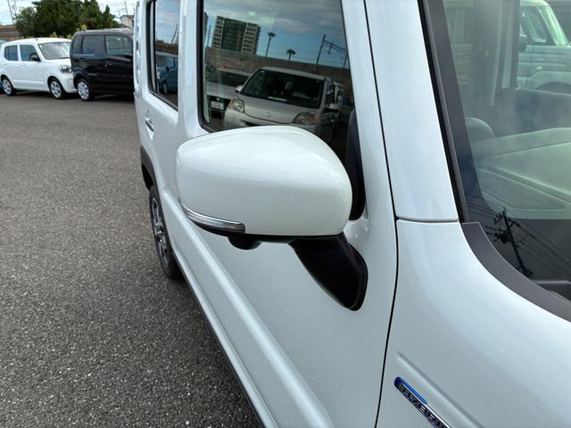 LEDウインカーミラーがカッコイイ