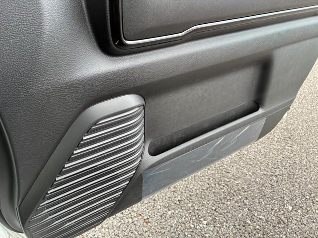 ドアポケットがとっても便利☆