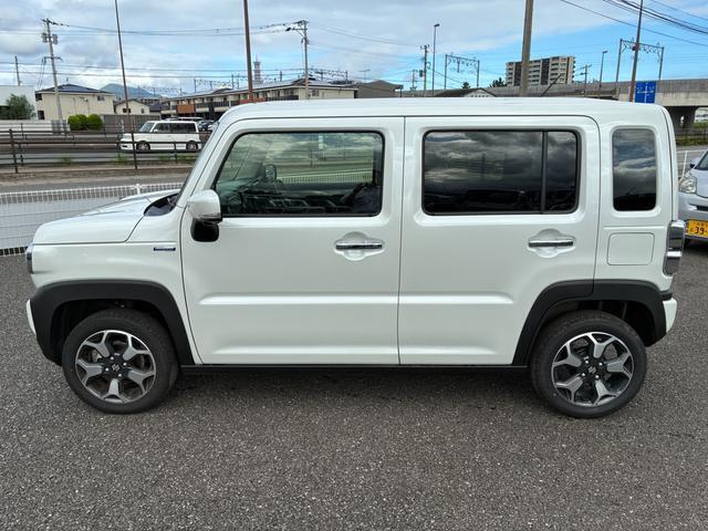 知識豊富なスタッフが丁寧にご提案、ご説明いたします。また、全台保証と点検整備渡しです。お客様の安心・安全なカーライフをお手伝い致します。