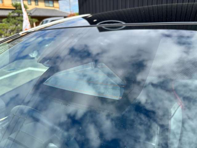 『TAX京田辺』は、自社整備・板金塗装工場完備であなたのカーライフを超充実サポート！！☆★☆詳細は『TAX京田辺』の元気なスタッフまで