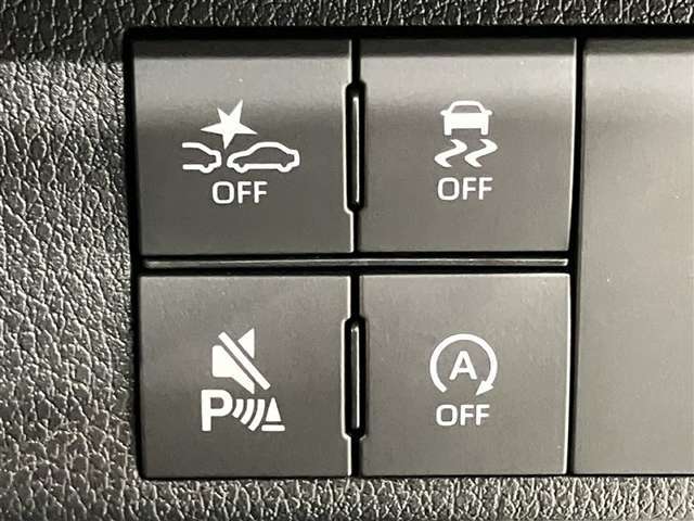 さらには両側電動スライドドアです★両方のドアが自動で開くのでお子様や高齢の方でも乗り降りが楽々です♪