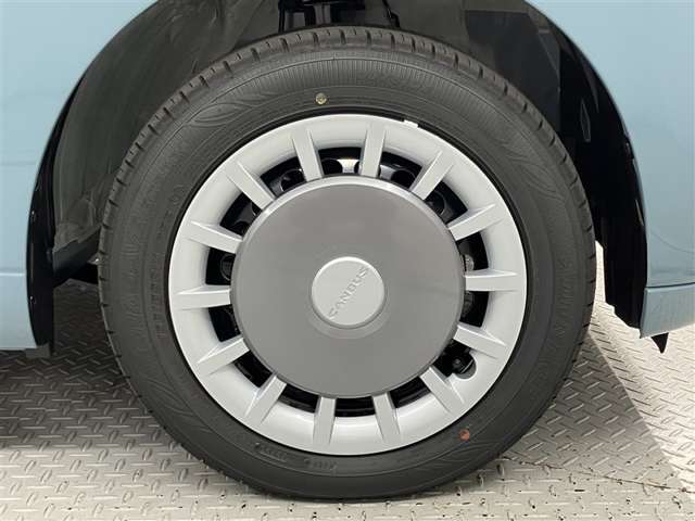 全車種、走行距離無制限の1年間無料保証付き！全国5000ケ所に及ぶトヨタサービス店舗の安心ネットワーク！＊オプションで3年間延長保証にも変更可能です＊