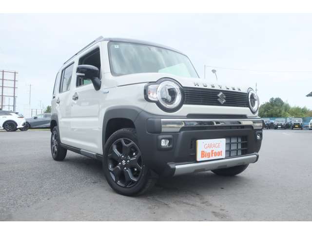 ＜純正9型ナビ＞　＜TVフルセグ＞　CD　DVD　Bluetooth　パノラマビューモニター　バックカメラ　シートヒーター　後席パーソナルテーブル　LEDヘッドライト　スズキセーフティサポート