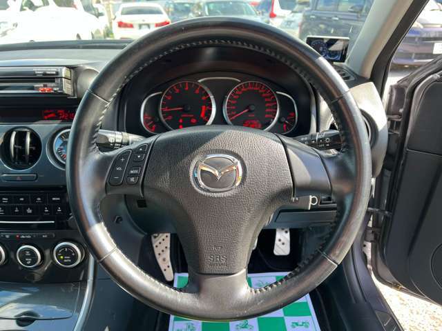 ★オプションでご納車前にガラスコーティングを施工致しますと、洗車の手間も省け輝きが長期間持続いたします、施工時に細かな傷であれば綺麗になりますどうぞご利用ください。