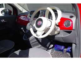 LIBERALAは、輸入車選びの新たなスタイルを提案するインポート・セレクト・ブランドです。オーナー様となる方がクルマから直接感じる感性を第一にした、最良の一台との出会いをコーディネートいたします。