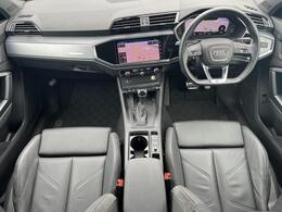 ●【認定中古車】Audi専門のテクニシャンが、100項目にもおよぶ精密な点検を実施。すべてをクリアしたAudi車のみが対象となります。