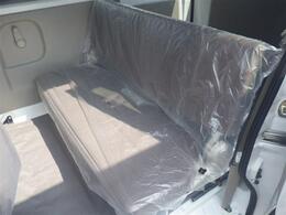 後席も倒せばフラットになります！