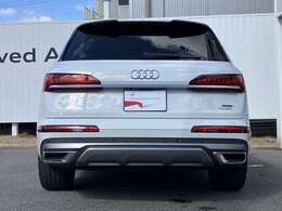 17AW　ブラックレザー　マトリクスLEDレーザーライト　バーチャルナビ　アダプティブクルコン　サイド＆レーンアシスト　シートヒーター　電動シート　エアサス　電動テールゲート