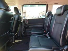 後部座席シート　コンビ革シート☆