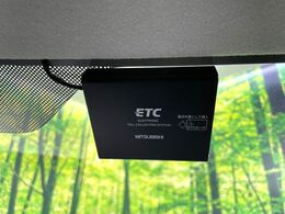 【ETC】高速道路の料金所をストレスなく通過！話題のスポットやサービスエリアに多い「スマートIC」利用時は必須のアイテムです。当店でセットアップを実施、ご納車当日からすぐにご利用いただけます！