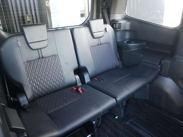 ●ブルームーンはFMラジオ76.8Mhz「FMらら」のスポンサーとして地域を応援しています。毎月第3木曜日12：20から「ブルームーンの攻めていこーぜ！」放送中です。