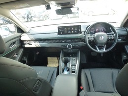 運転席助手席はもちろん、サイドエアバックカーテンエアバッグで横からの衝撃にも対応。