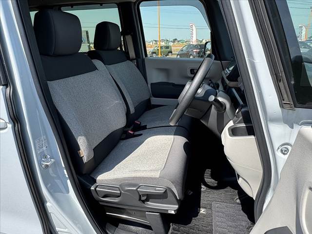 になる車両などあれば、すぐにお問合せ下さい！右のカーセンサー専用ダイヤルからお電話いただくとスタッフがご質問にお答えいたします。