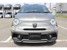 この度はアクセスいただきありがとうございます！デザイン性の高いFIAT/ABARTHワールドを、写真上から少しでも感じていただけたら幸いです！