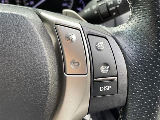 【　ステアリングスイッチ　】手元のスイッチでナビ操作が可能です！！非常に便利な機能です。取り付けのナビによってはオプション設定となっております！詳しくはスタッフまで♪